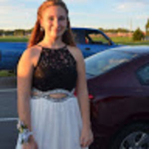 Meet your Posher, Chloe